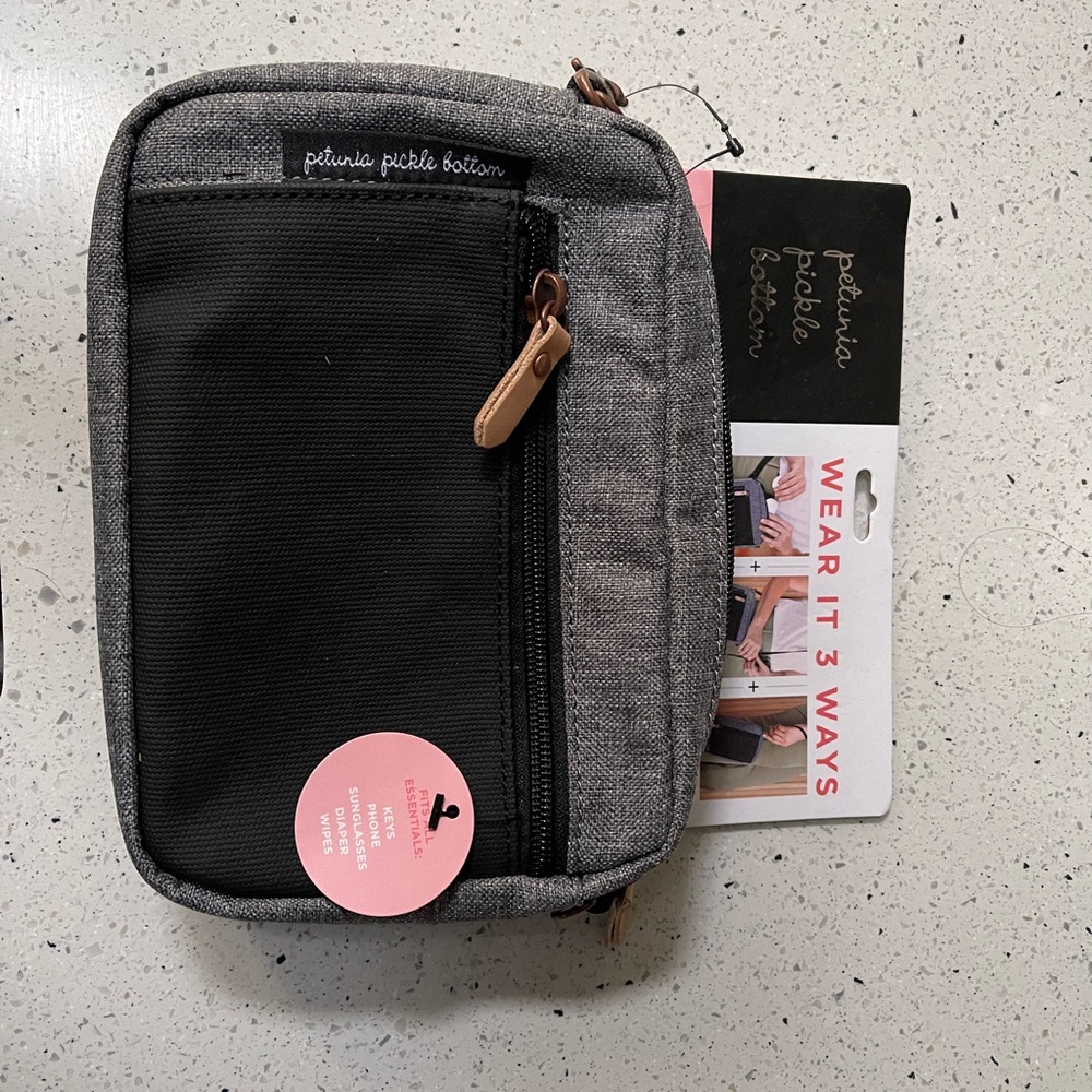 Petunia Pickle Bottom Adventurer bag